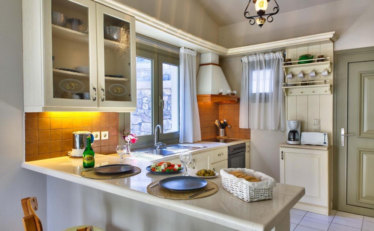 Mill Suites - Loggos Gaios Luaran gambar